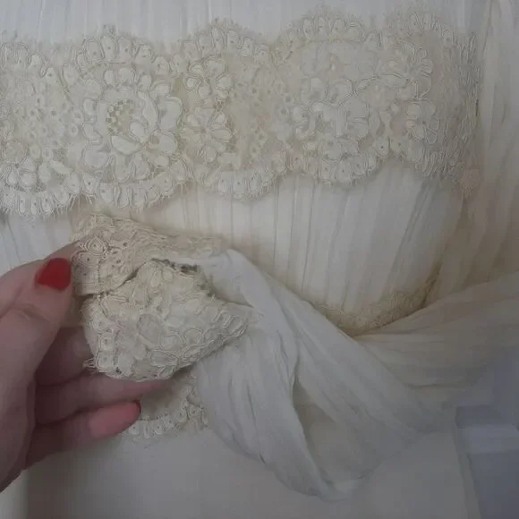 Vintage 1970s Wedding Gown size 10 - Picture 8 of 13
